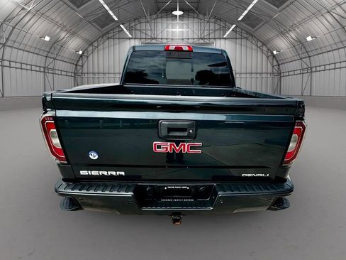 Used 2017 GMC Sierra 1500 Denali w/ Denali Ultimate Package AWD/4WD image 6
