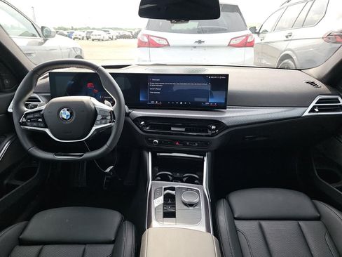 Used 2025 BMW 330i xDrive Sedan AWD/4WD image 12