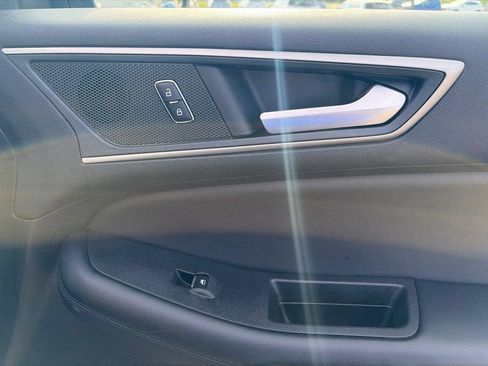 Used 2024 Ford Edge SEL AWD/4WD image 11