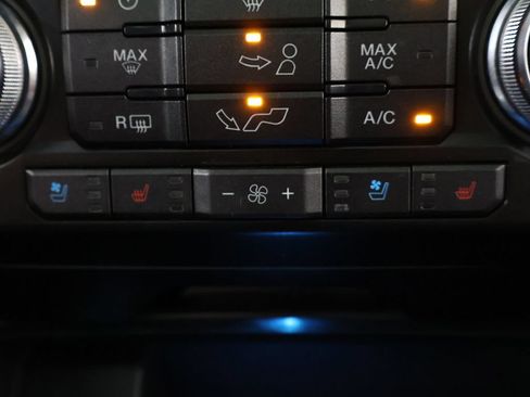 Used 2018 Ford F150 Lariat w/ Equipment Group 502A Luxury AWD/4WD image 58