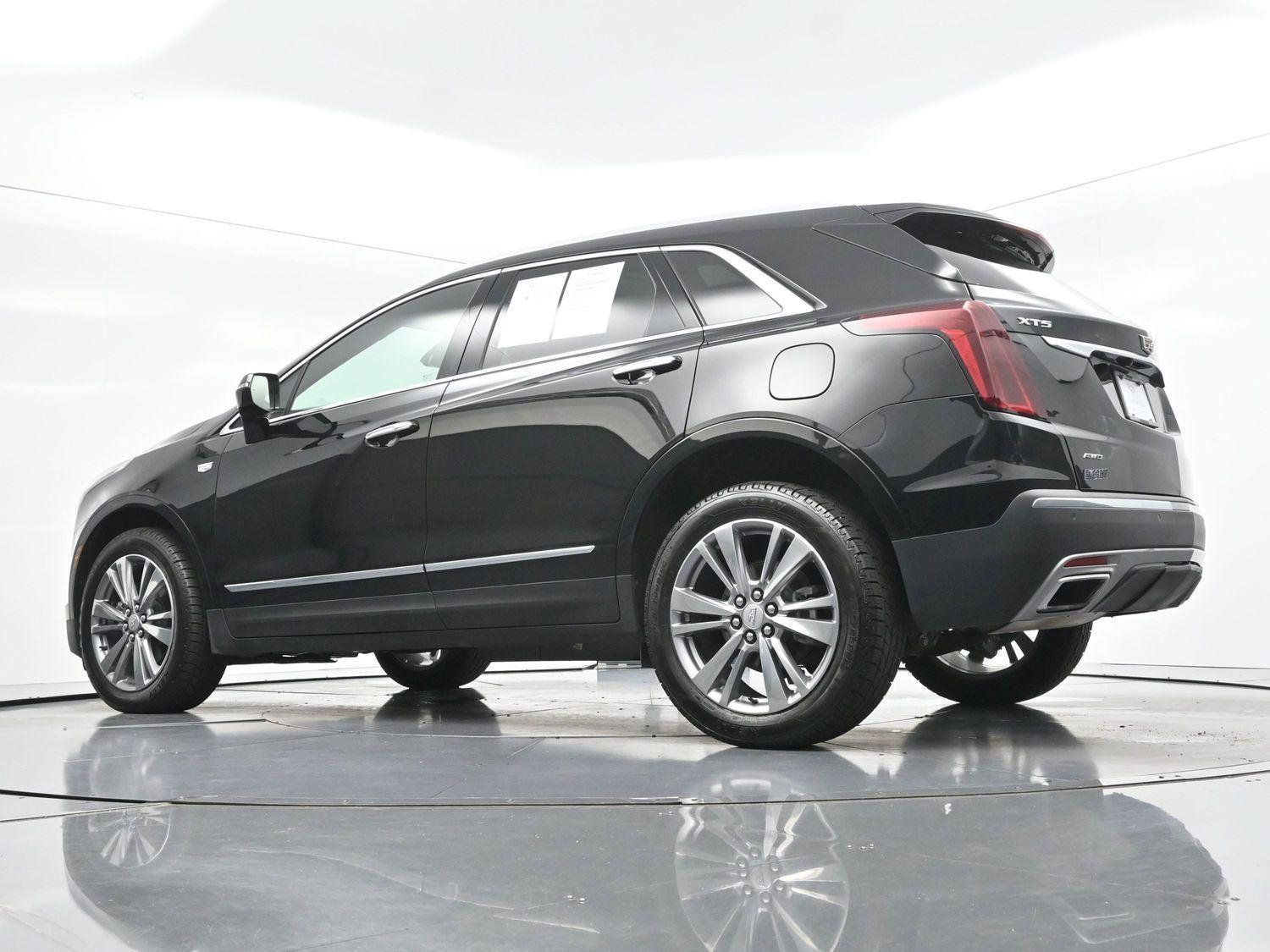 Certified 2025 Cadillac XT5 Premium Luxury AWD/4WD image 48