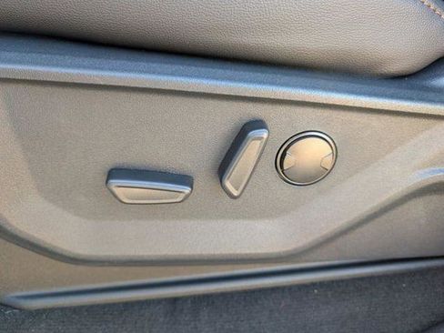 New 2026 Ford F250 Lariat w/ Black Appearance Package image 24