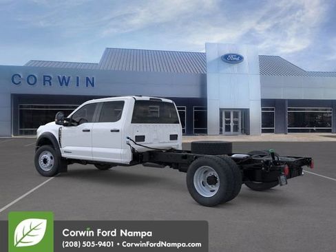 New 2026 Ford F550 4x4 Crew Cab image 5