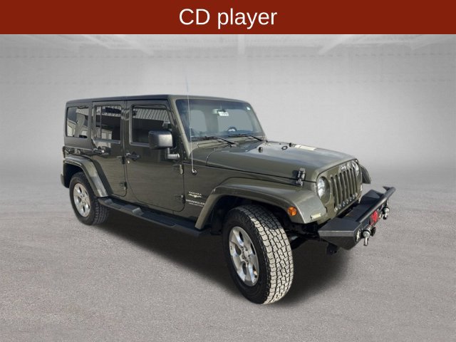 Used 2015 Jeep Wrangler Unlimited Sahara w/ Connectivity Group AWD/4WD image 6