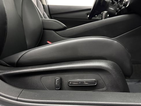 Used 2023 Honda Accord EX-L image 37
