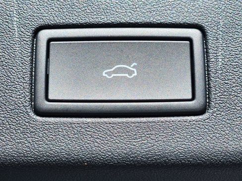 New 2026 Volkswagen ID.4 Pro S image 24