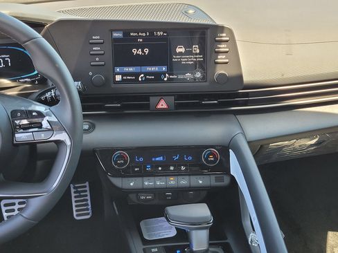 New 2026 Hyundai Elantra SEL Sport Premium FWD image 8