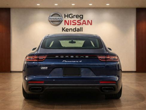 Used 2018 Porsche Panamera 4 w/ Premium Package Plus image 8