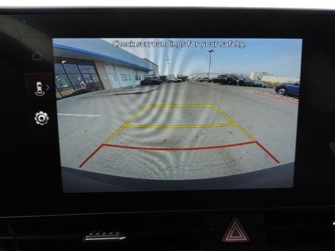 Used 2024 Kia Sportage EX image 32