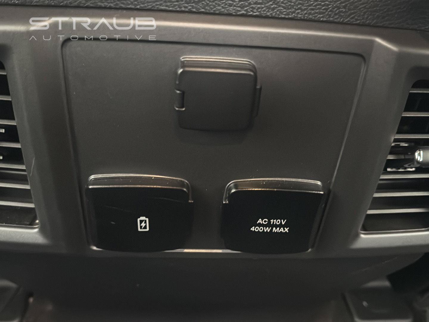 Used 2020 Ford F150 XLT w/ Equipment Group 302A Luxury AWD/4WD image 43