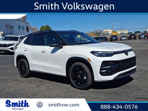 New 2026 Volkswagen Tiguan SE R-Line AWD/4WD image 1