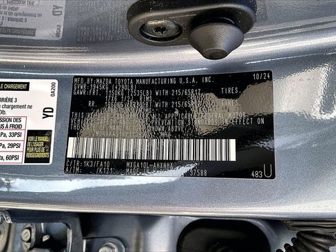 Used 2024 Toyota Corolla Cross L image 16