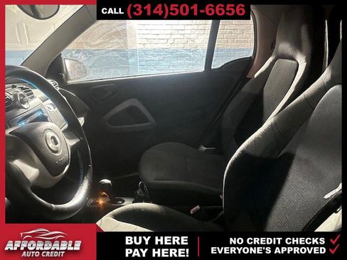 Used 2009 smart fortwo pure image 10