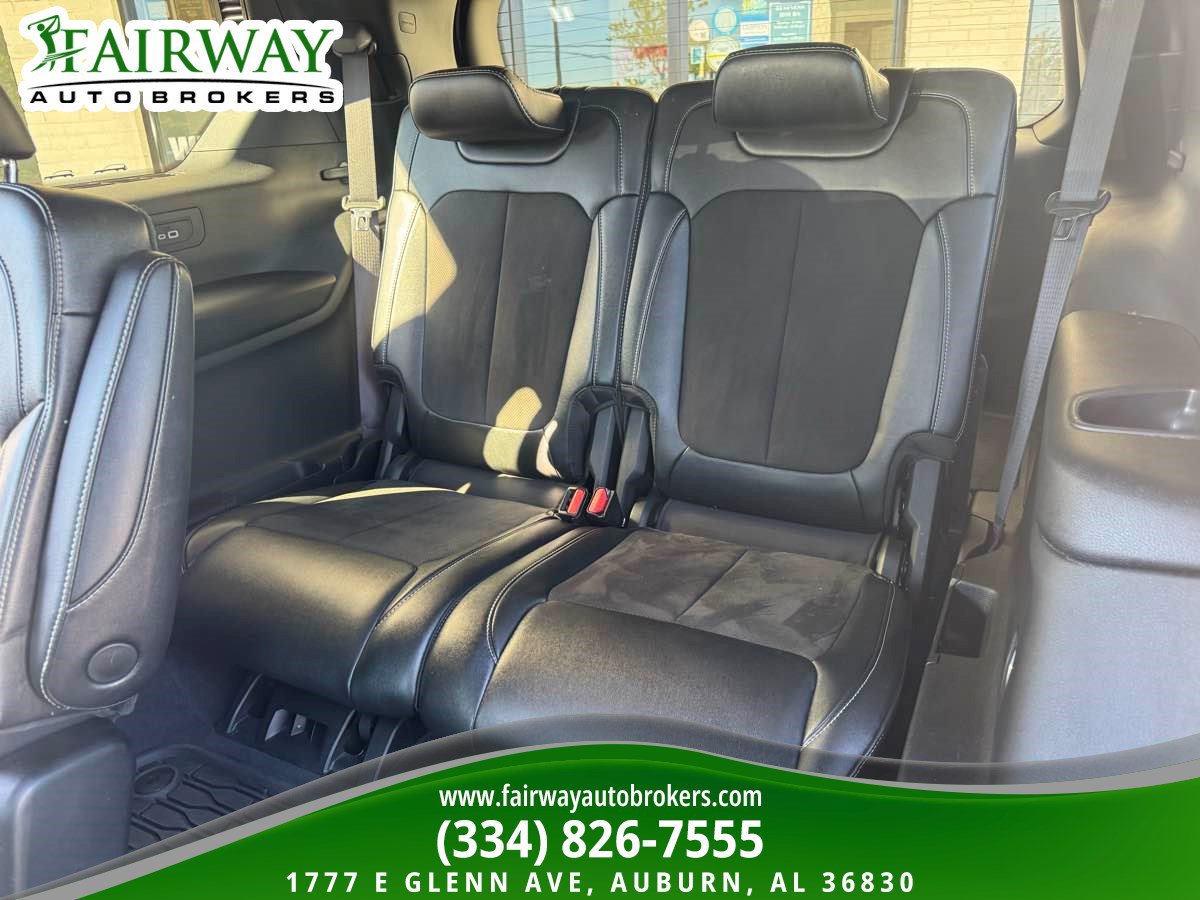 Used 2023 Jeep Grand Cherokee L Laredo AWD/4WD image 14