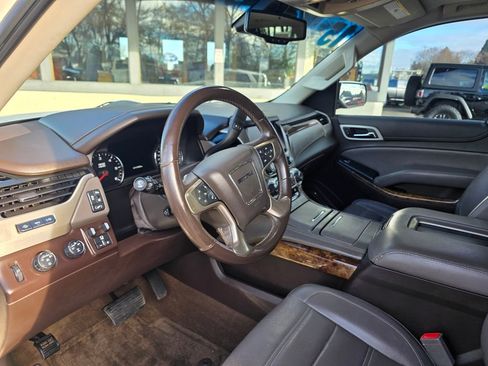 Used 2015 GMC Yukon Denali w/ Touring Package image 10