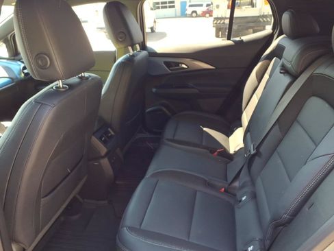 Used 2024 Chevrolet Equinox EV LT FWD image 24