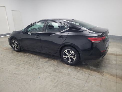 Used 2021 Nissan Sentra SV image 2
