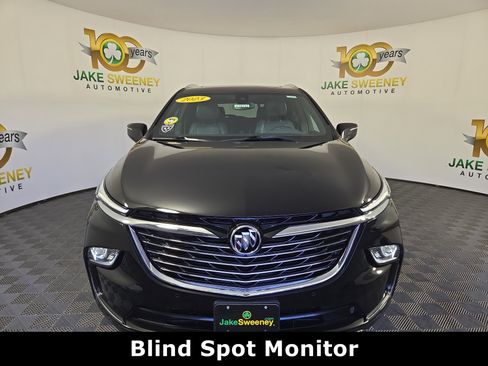 Certified 2023 Buick Enclave Essence image 3