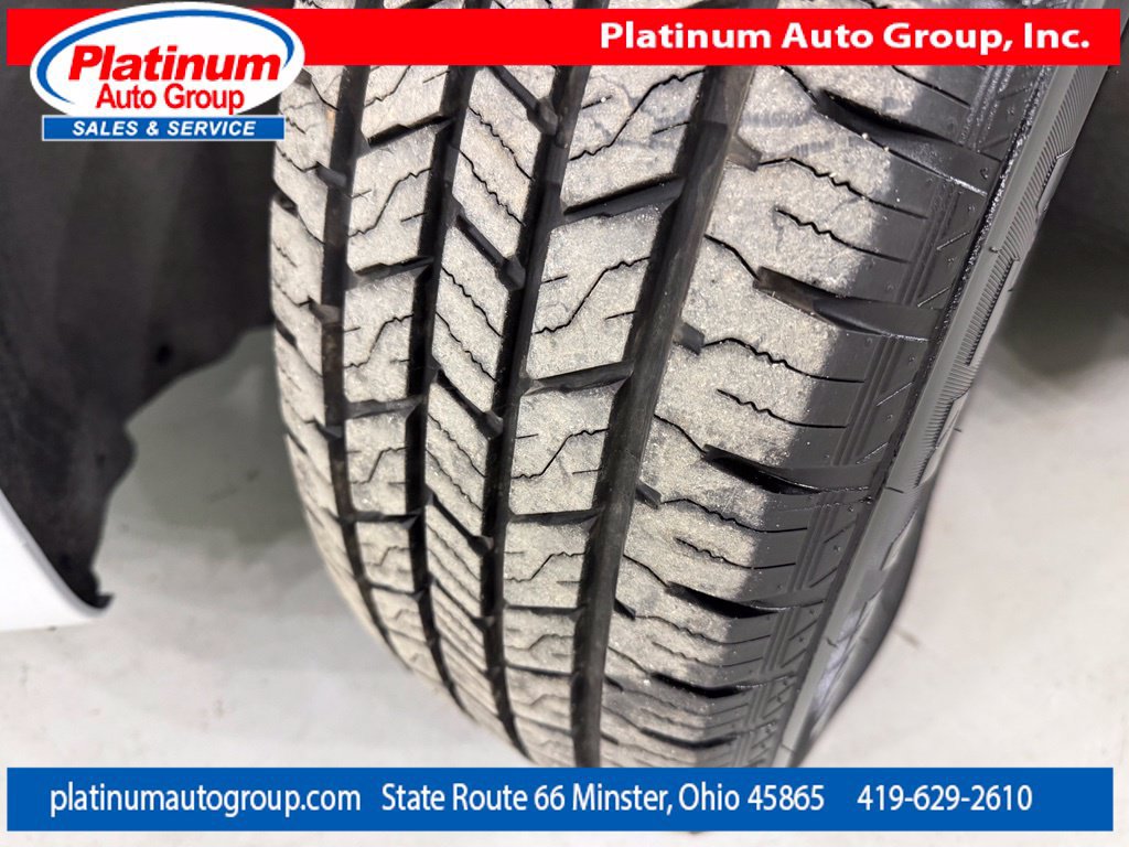 Used 2023 Chrysler Pacifica Limited FWD image 56