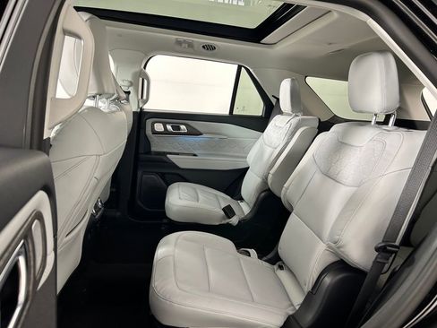 New 2026 Ford Explorer Platinum w/ LUX Leather Package image 28