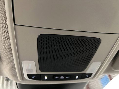 New 2025 Honda Pilot EX-L image 27