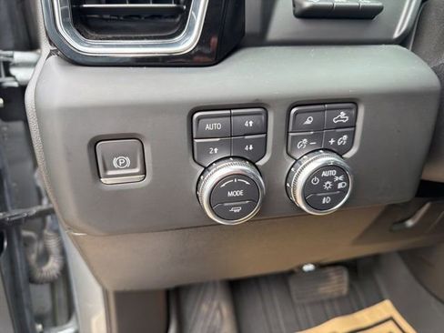 Used 2024 GMC Sierra 2500 Denali w/ Technology Package AWD/4WD image 23