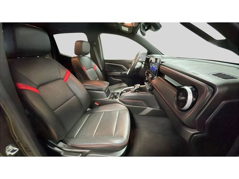 Used 2023 Chevrolet Colorado Z71 w/ Z71 Convenience Package 2 image 15