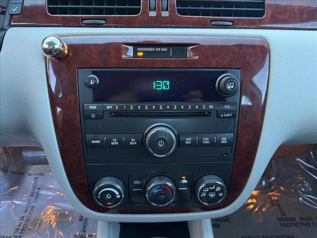Used 2007 Chevrolet Impala LS FWD image 12