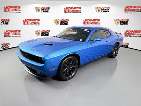 Used 2023 Dodge Challenger SXT w/ Blacktop Package RWD image 13