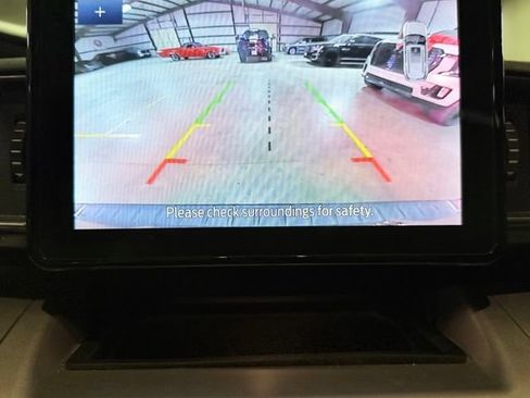 Used 2021 Ford Explorer XLT w/ Equipment Group 202A RWD image 23