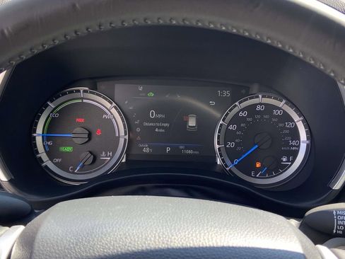 Used 2025 Toyota Highlander XLE image 34