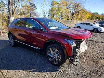 Used 2025 Cadillac Optiq Luxury 1