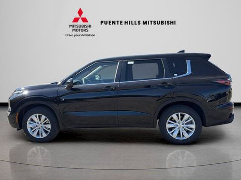 New 2026 Mitsubishi Outlander ES image 8