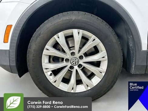 Used 2018 Volkswagen Tiguan SE w/ 3rd Row Seat Package AWD/4WD image 35
