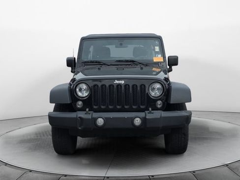 Used 2017 Jeep Wrangler Unlimited Sport AWD/4WD image 3