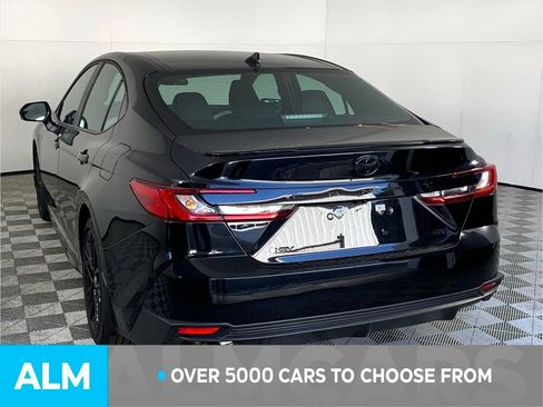 Used 2026 Toyota Camry SE image 6