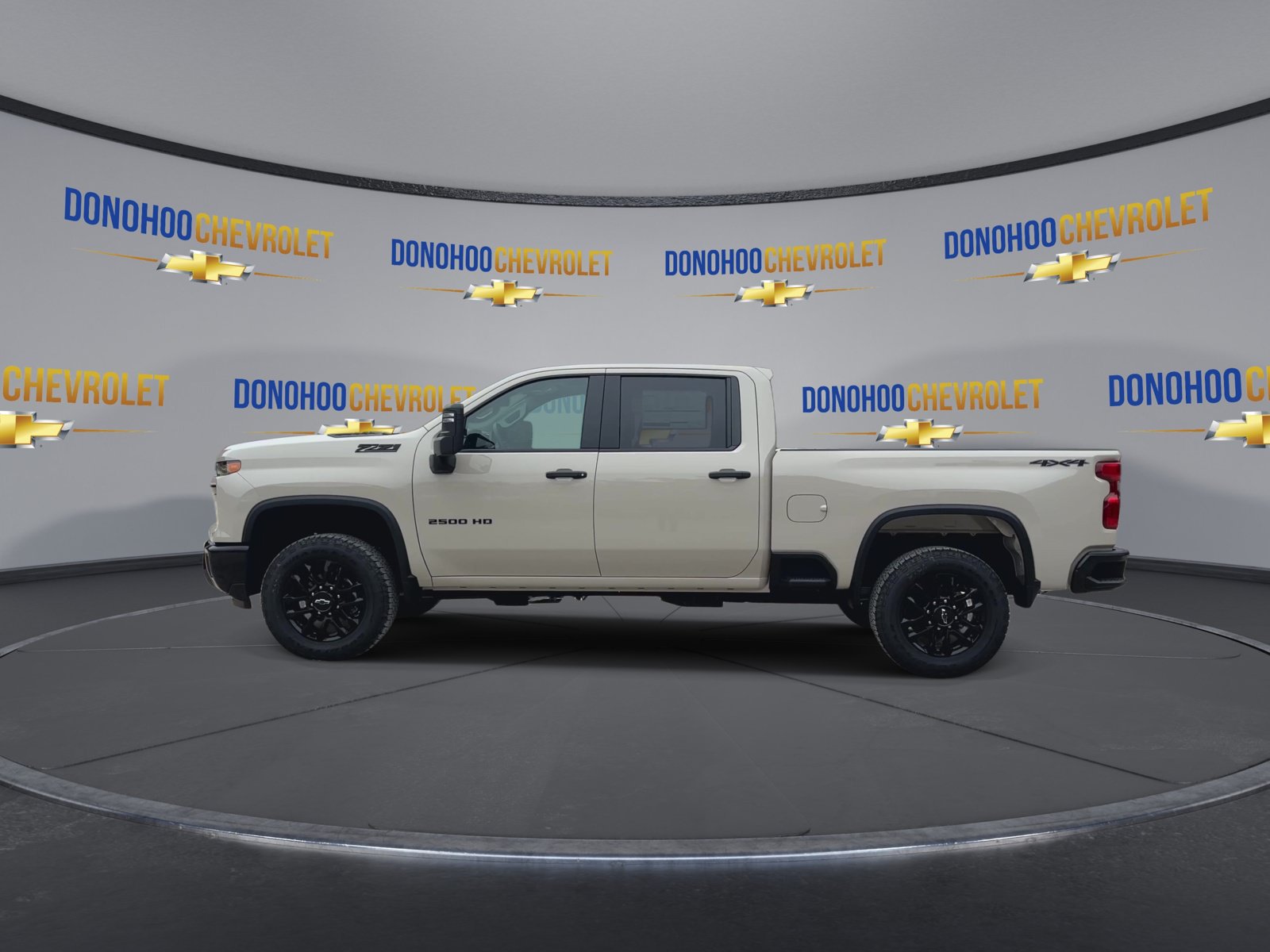 New 2026 Chevrolet Silverado 2500 Custom w/ Custom Value Package AWD/4WD image 8
