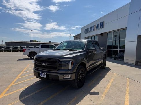 Used 2024 Ford F150 Lariat w/ Bed Utility Package AWD/4WD image 3
