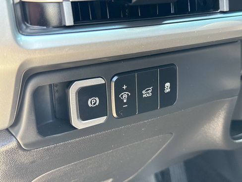 Used 2025 Hyundai Santa Fe SEL image 20