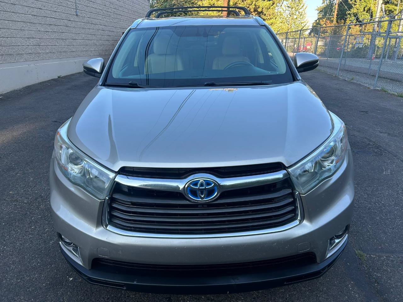 Used 2016 Toyota Highlander Limited AWD/4WD image 2
