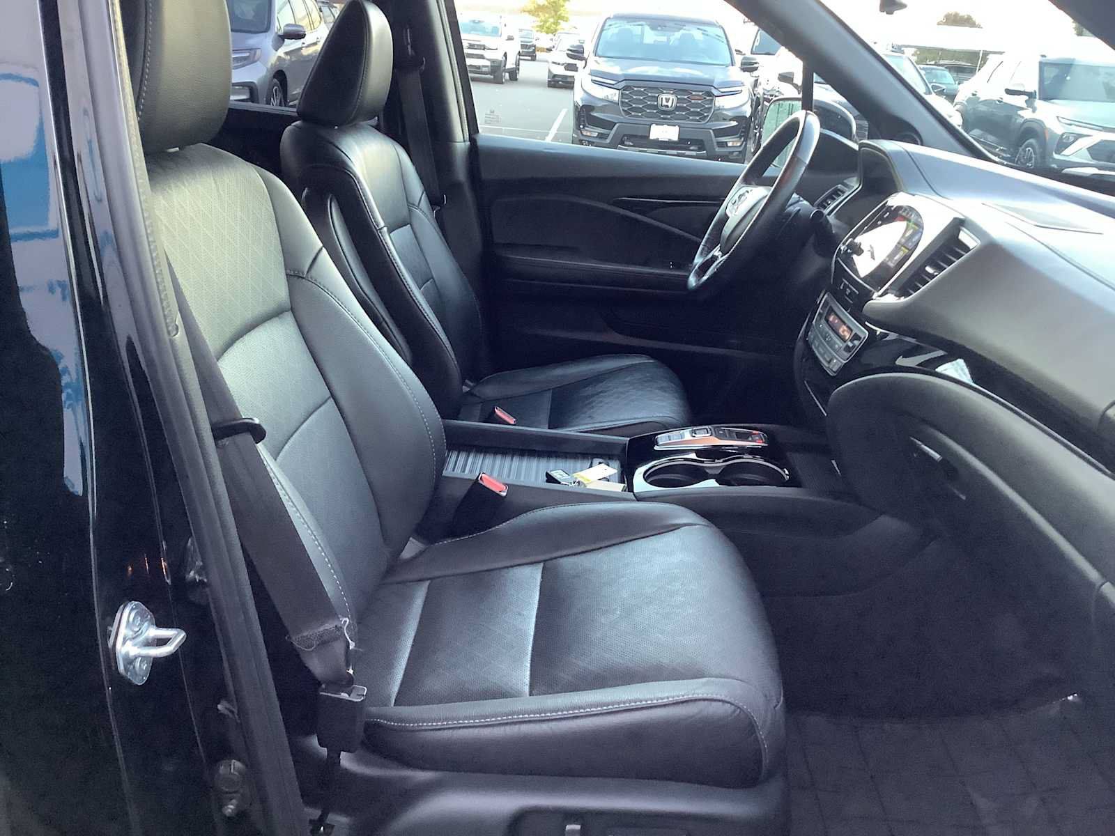 Used 2023 Honda Passport Elite image 15