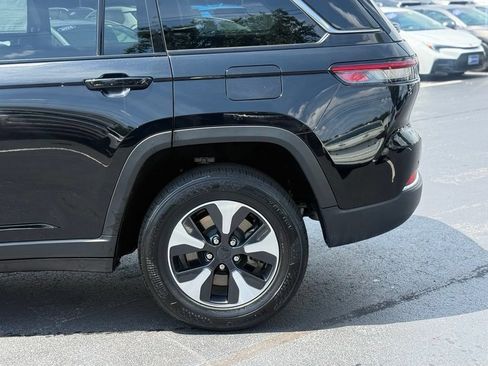 Used 2024 Jeep Grand Cherokee Limited 4xe AWD/4WD image 4