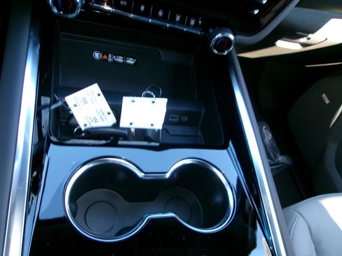 New 2026 Chevrolet Tahoe Z71 w/ Comfort Package image 19