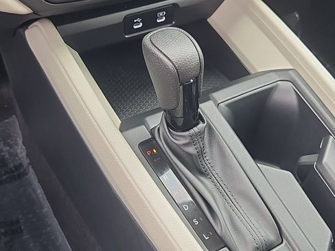 Used 2024 Honda Accord LX image 21