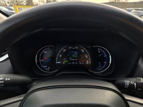 Used 2023 Toyota RAV4 XLE image 26