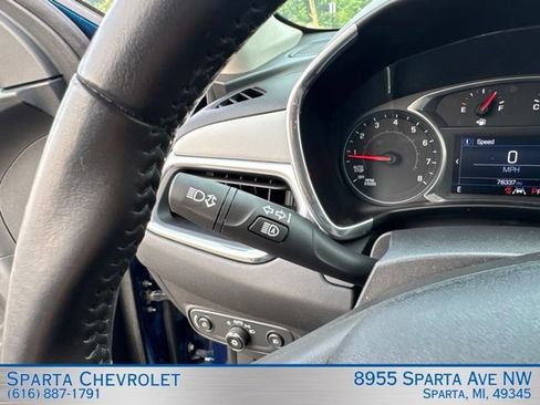 Used 2020 Chevrolet Equinox LT w/ Driver Convenience Package AWD/4WD image 18