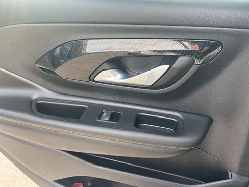 Used 2024 GMC Terrain AT4 image 26