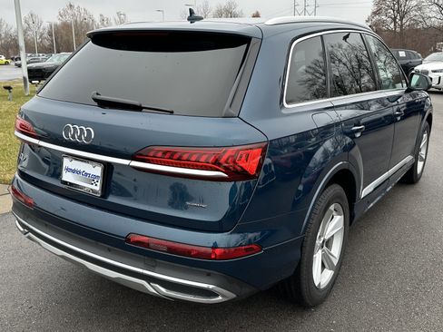 Used 2022 Audi Q7 Premium image 10