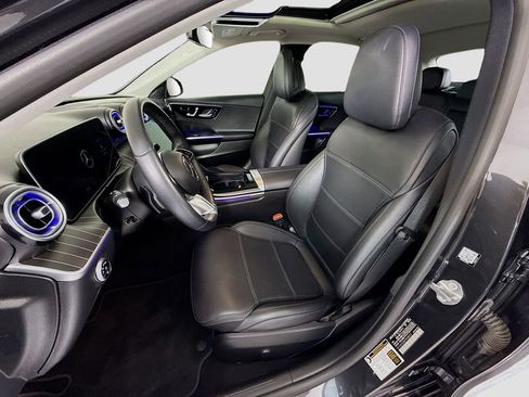 Used 2023 Mercedes-Benz C 300 Sedan image 19