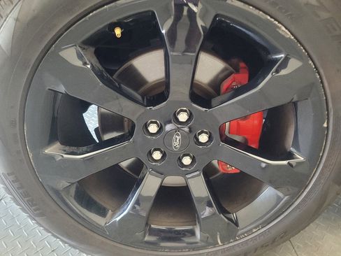 Used 2020 Ford Explorer ST w/ ST Street Pack image 31